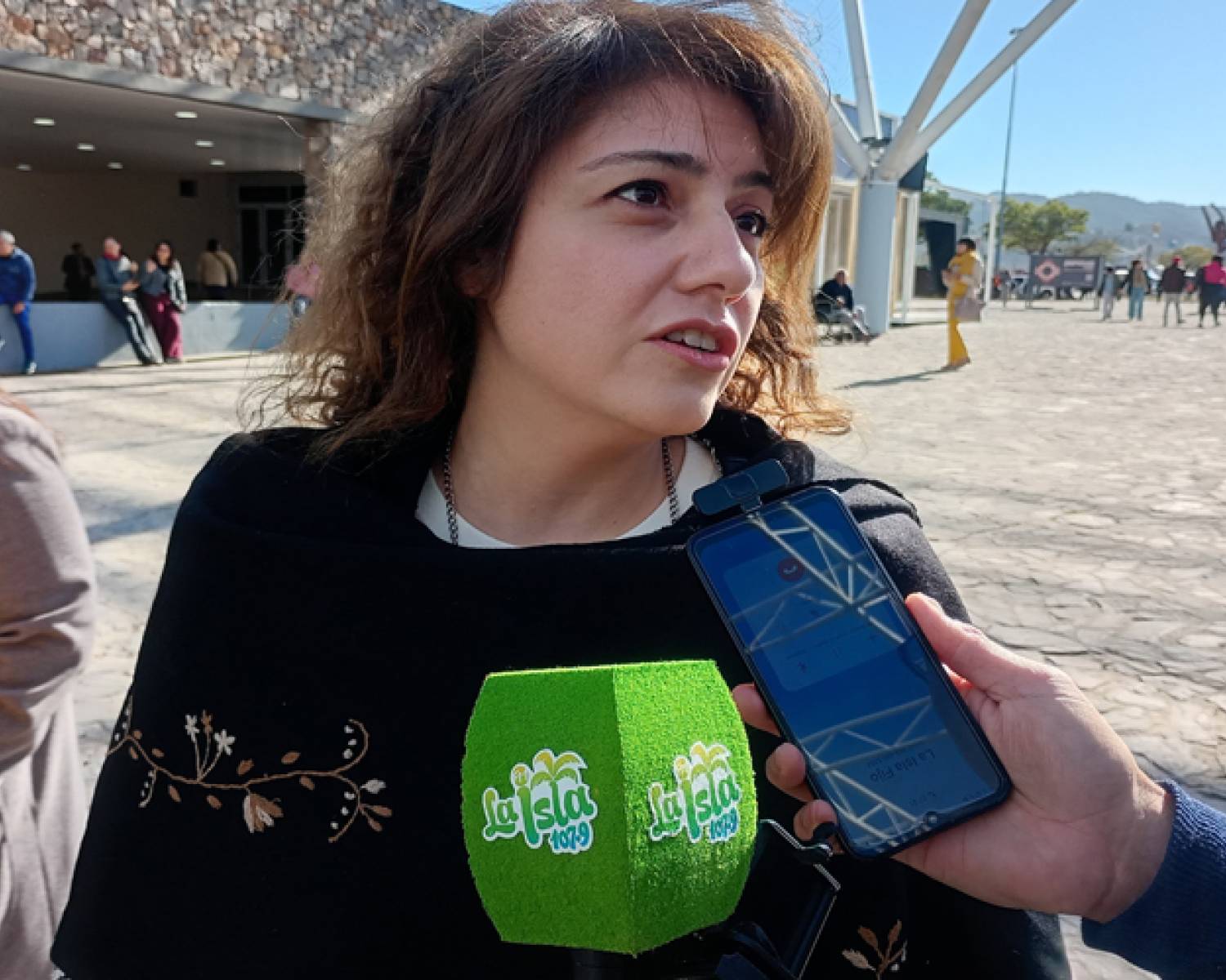 Grave: Acusan a la ministra Soria de pretender “militarizar” las escuelas