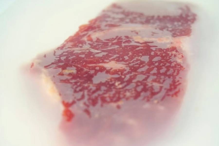 Argentinos desarrollan un film biodegradable para conservar carne vacuna