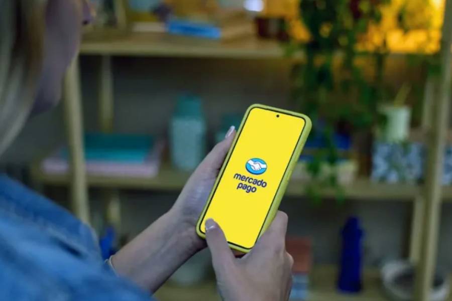 ¿Mercado Pago puede llamar a tus contactos si tenés una deuda?: la polémica denuncia en Argentina