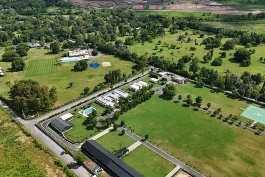 Un juez cercano a la AFA investigará la mansión de Pilar: la causa vuelve a la Justicia federal de Campana