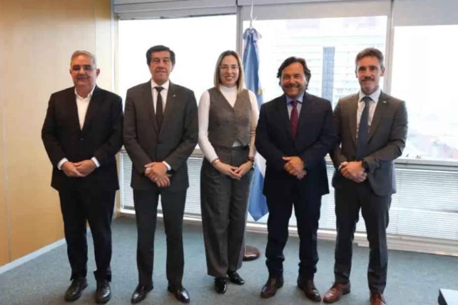 Cumbre minera: Jalil impulsa el desarrollo de los proveedores locales