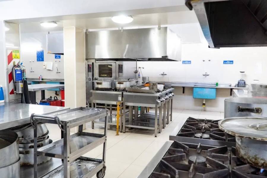 Mejoras en infraestructura y equipamiento del servicio de nutrición del HISJB