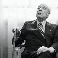Jorge Luis Borges, el hombre que convirtió a Buenos Aires en un laberinto universal y llevó sus historias al mundo