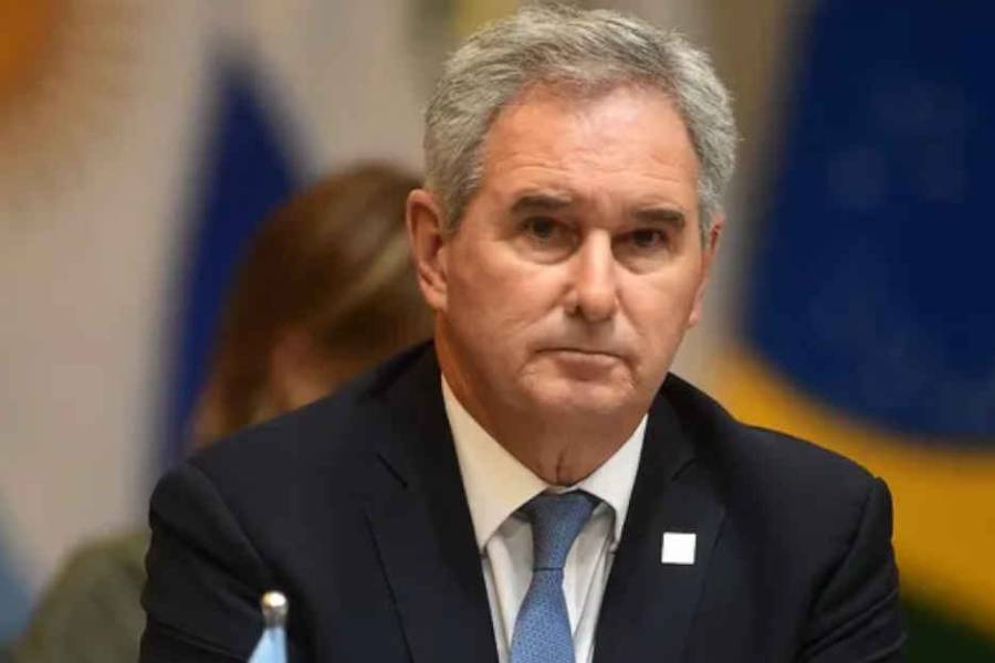 Argentina frena la tensión con Chile y fija su postura sobre el Estrecho de Magallanes