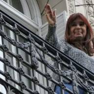 Una dirigente de La Cámpora compró un departamento debajo del de Cristina Kirchner y quedó bajo sospecha
