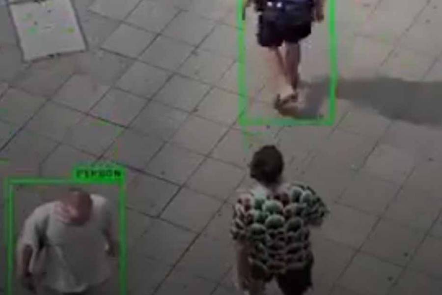 Cómo es la camisa hawaiana capaz de eludir las cámaras con sistema de reconocimiento por IA