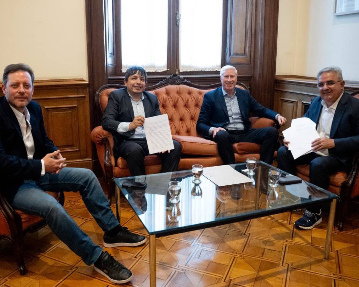 Jalil y Milei firmaron convenio para puesta en marcha de “zona franca” en Tinogasta