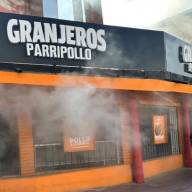 Susto: Se le prendieron fuego los pollos