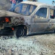 Incendio consumió totalmente una camioneta 
