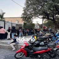 Un autoservice requiere empleados y se presentaron más de 200 postulantes