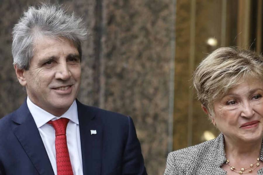 El FMI vuelve a la Argentina para la tercera revisión del acuerdo antes de un vencimiento clave