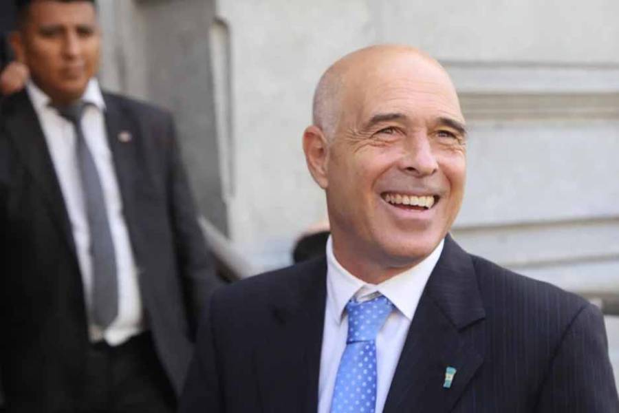 Por los viajes de Milei y Villarruel, Bartolomé Abdala quedará a cargo del Ejecutivo