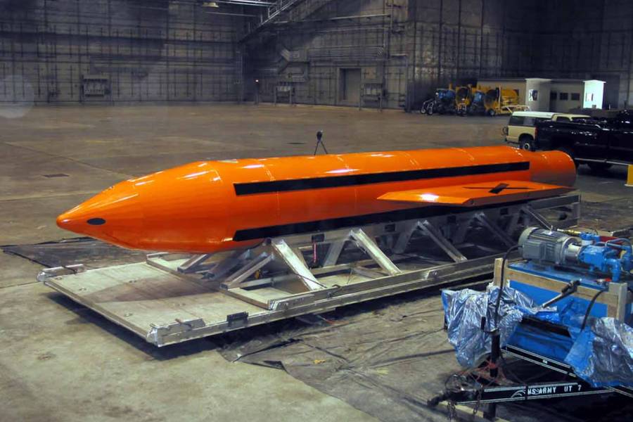 Cómo es la “madre de todas las bombas” que Estados Unidos considera usar contra Irán