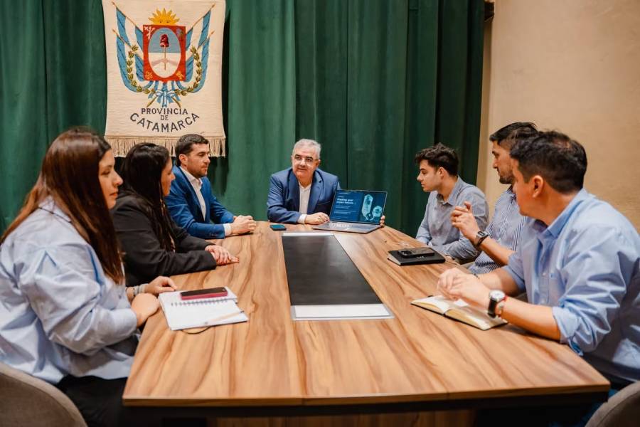 El Ejecutivo provincial busca impulsar la producción de topacio