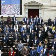 A la oposición no le alcanzó y se cayó la sesión en Diputados para voltear el DNU 70