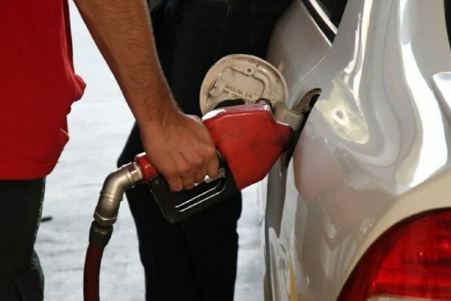 Subieron los combustibles por sexta vez en el año: así quedaron los precios