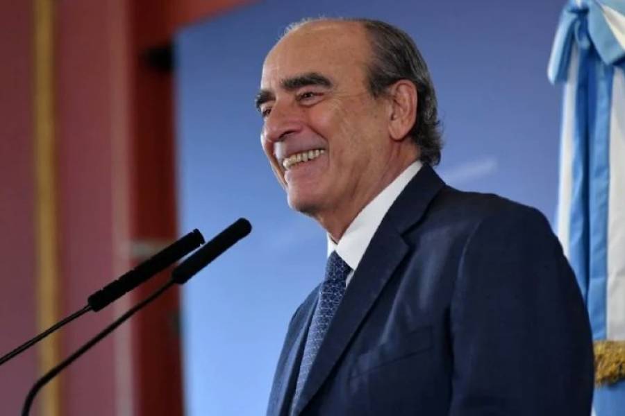 Javier Milei le tomó juramento a Guillermo Francos como nuevo jefe de Gabinete