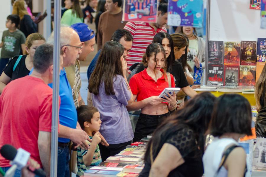 En octubre, el Ponchito y la Feria del Libro otra vez juntos