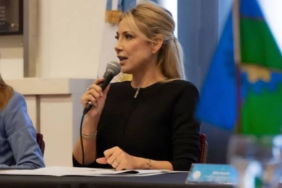 Fabiola Yañez pidió que se limite el peritaje de su celular