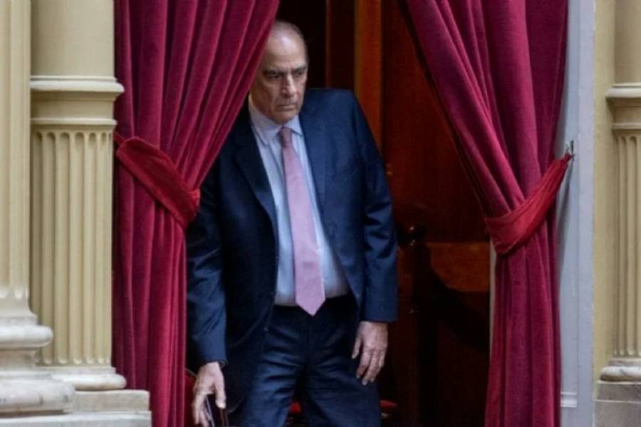 Guillermo Francos expone ante los diputados en días críticos para el Gobierno dentro del Congreso