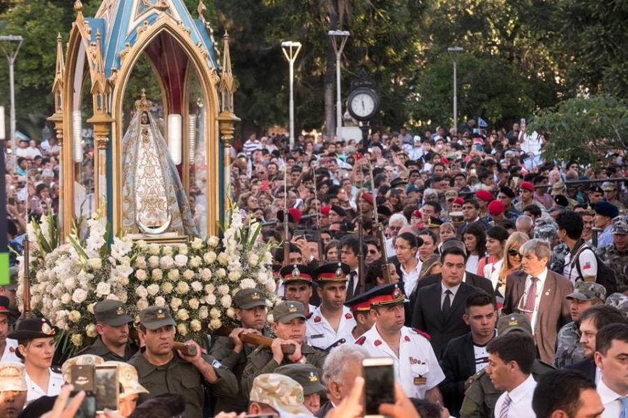 Que calles se cortarán durante la procesión de la Sagrada Imagen de la Virgen del Valle