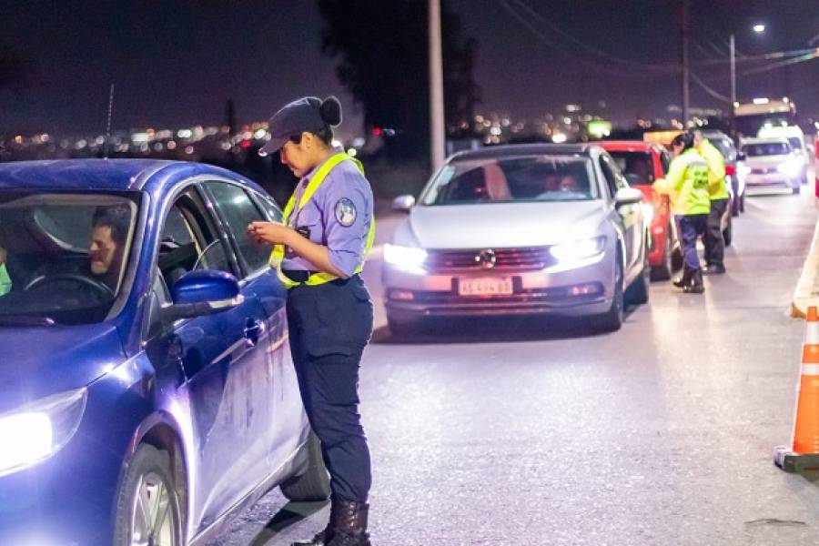 Secuestran 51 motocicletas y arrestan a 26 personas 