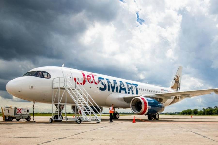 La compañía de vuelos JETSMART explora nuevas rutas en Catamarca