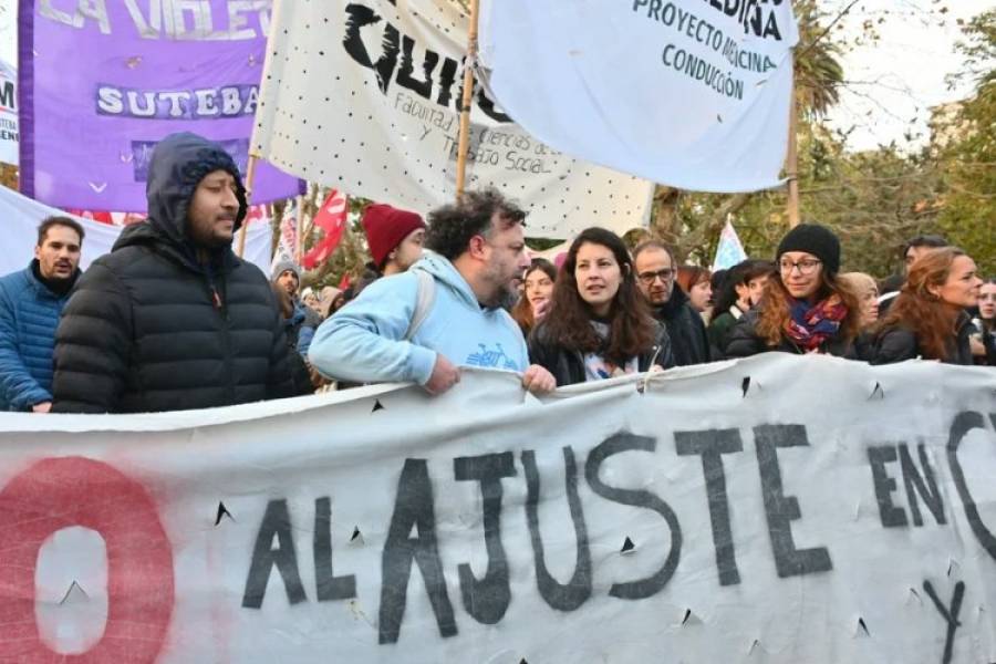 La comunidad universitaria debate en asambleas la continuidad del plan de lucha contra las políticas de Milei