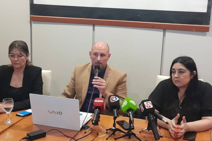 Legisladores de la UCR realizaron una denuncia contra el Gobernador Jalil