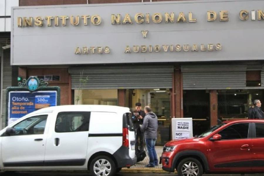 Más motosierra al cine nacional: se subsidiará según el interés del público