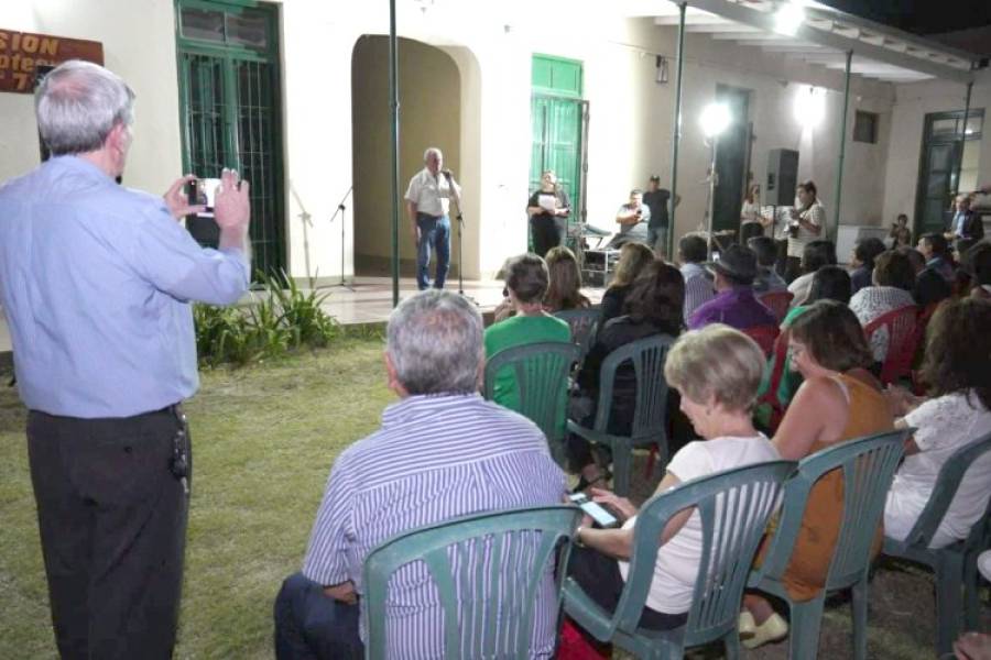 Velada Cultural del Día de la Tradición en Fray Mamerto Esquiú