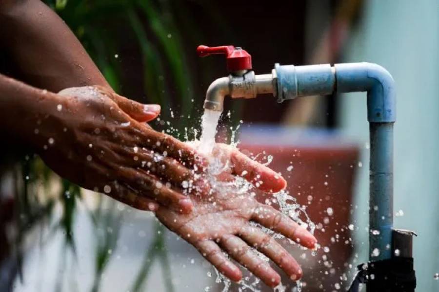 El Gobierno cerró el Enohsa, el ente encargado de garantizar el acceso al agua potable y cloacas