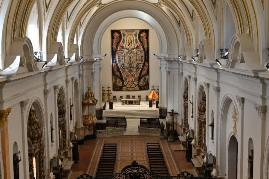 Solemne ceremonia de entronización del Beato Mamerto Esquiú en la Basílica San Francisco de CABA